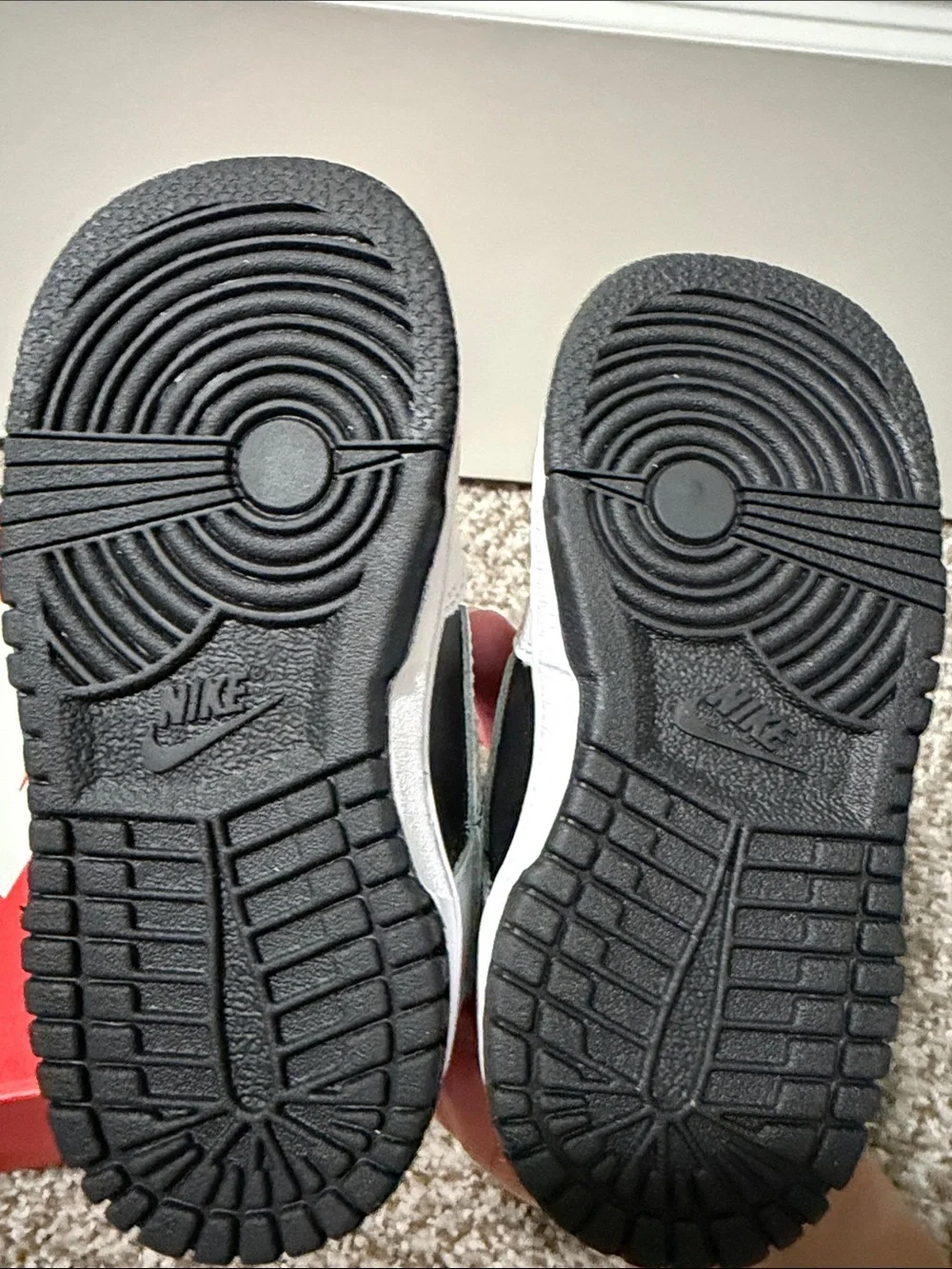 Nike stylish low